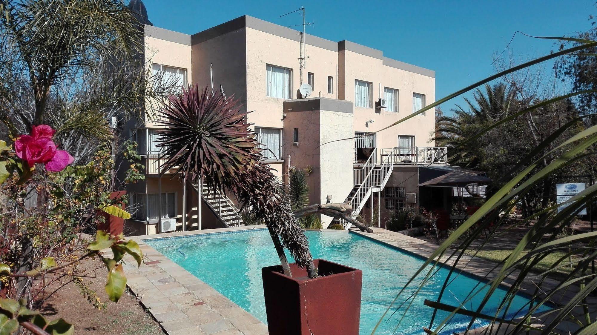 Villa Via Hotel Мидранд Екстериор снимка